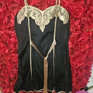 Marineblu Women's Elegant Black and Gold  Mini Dress With Satin Accents Sz Large